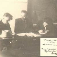 И. Ф. Бурлака сдаёт экзамен по сопромату в КИСИ, 1947 год